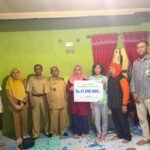 Ketua RT di Pontianak Barat Meninggal, Ahli Waris Terima Santunan Rp42 Juta dari BPJS Ketenagakerjaan